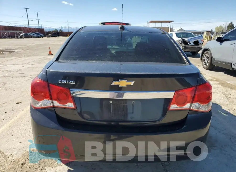 1G1PE5SB3G7175137 Photo# 6