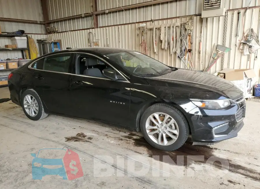 1G1ZD5ST1JF204734 Photo# 4