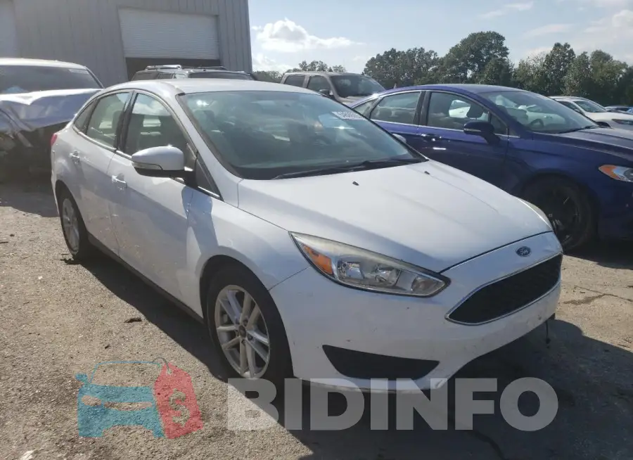 1FADP3F27GL320650 Photo# 4