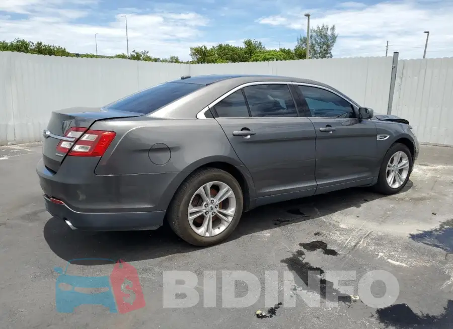 1FAHP2D83HG133435 Photo# 3