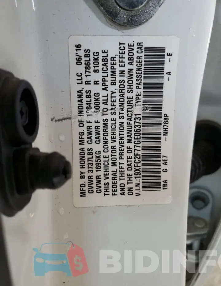 19XFC2F77GE063731 Photo# 12