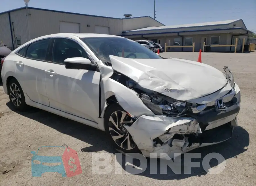19XFC2F80HE076749 Photo# 4