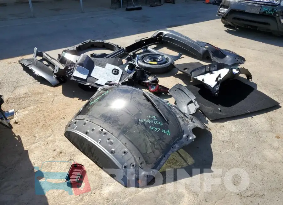 3MVDMBBM3PM561834 Photo# 13