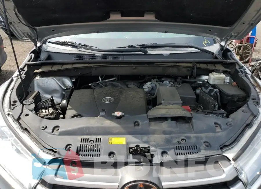 5TDBZRFH3JS876642 Photo# 12