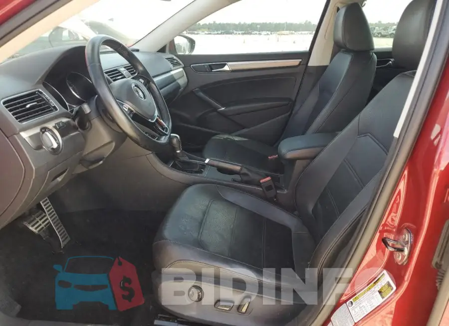 1VWDT7A32HC061447 Photo# 7