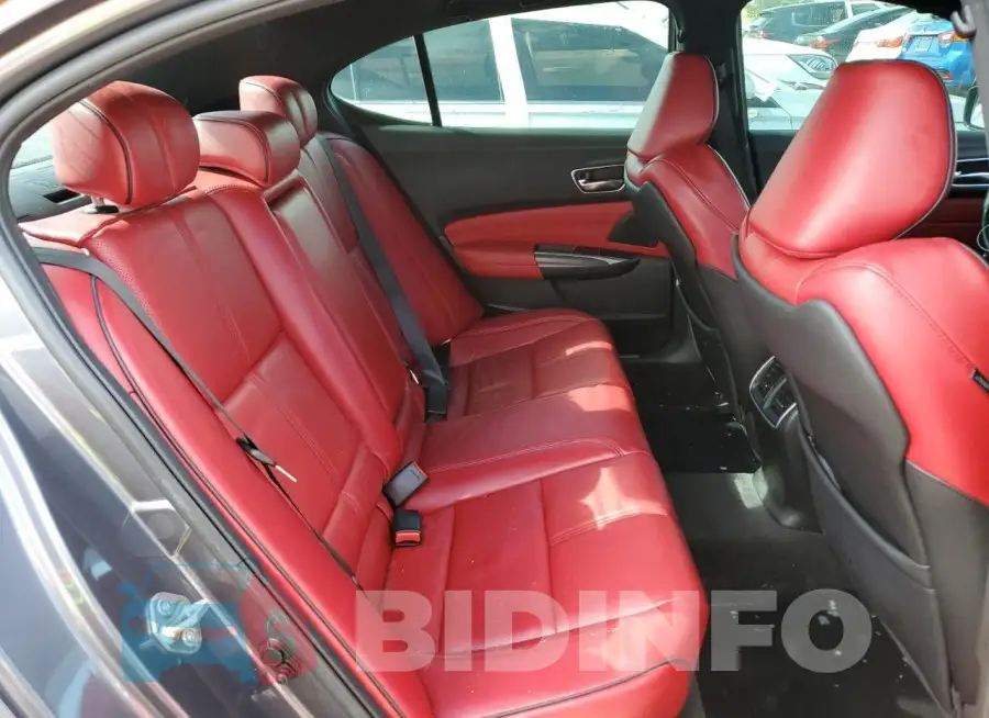19UUB2F61KA009078 Photo# 10