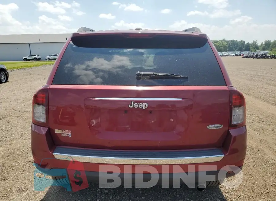 1C4NJCEA6HD156733 Photo# 6