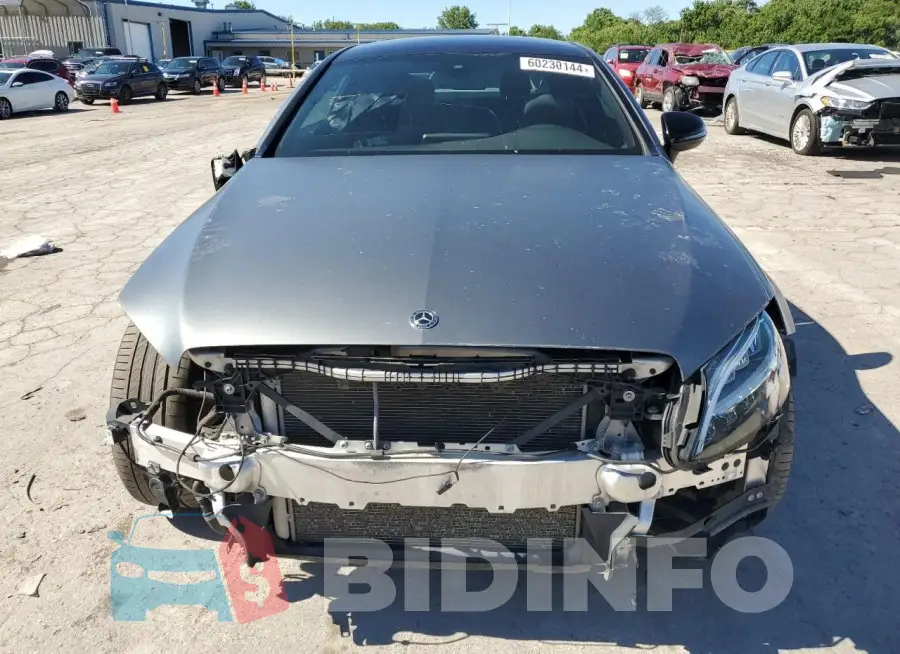 WDDWJ6EB7KF877711 Photo# 5