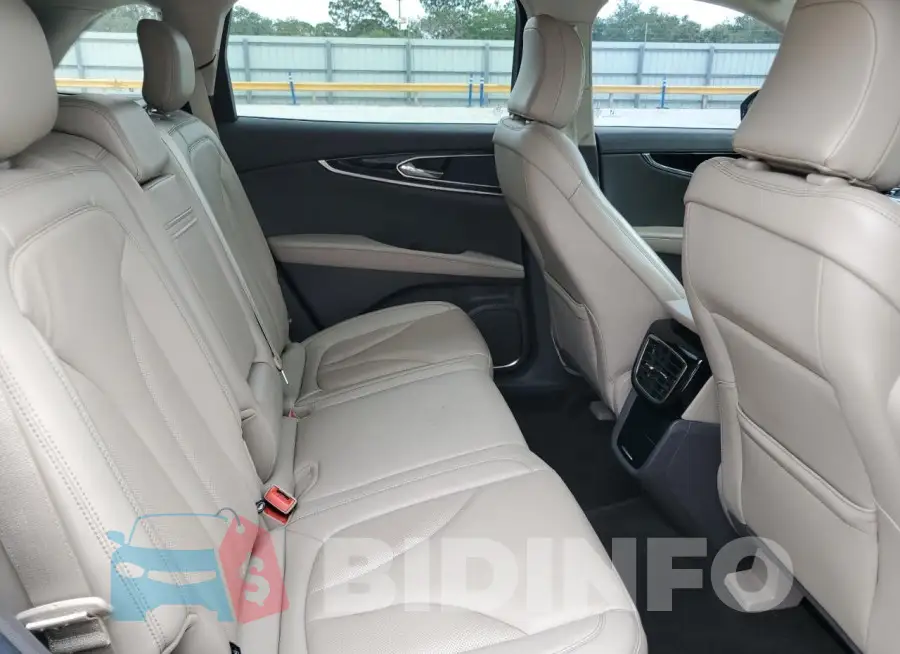 2LMPJ6J97MBL09173 Photo# 11