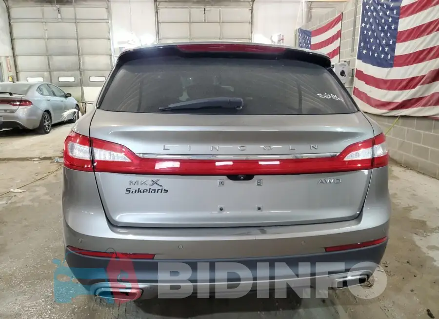 2LMTJ8KR8GBL87068 Photo# 6