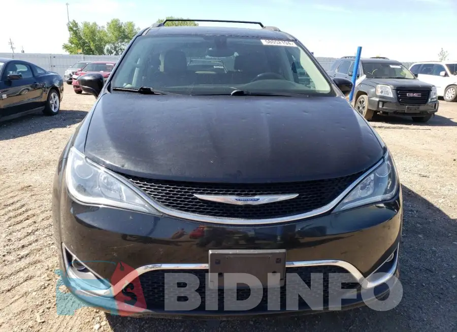 2C4RC1BG1JR322409 Photo# 5