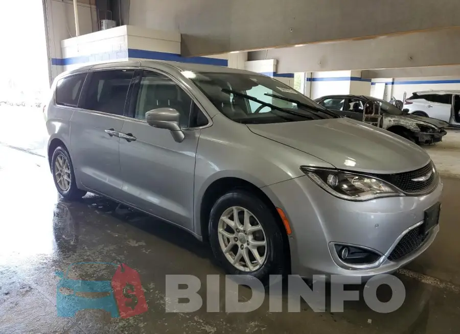 2C4RC1FG6LR128293 Photo# 4