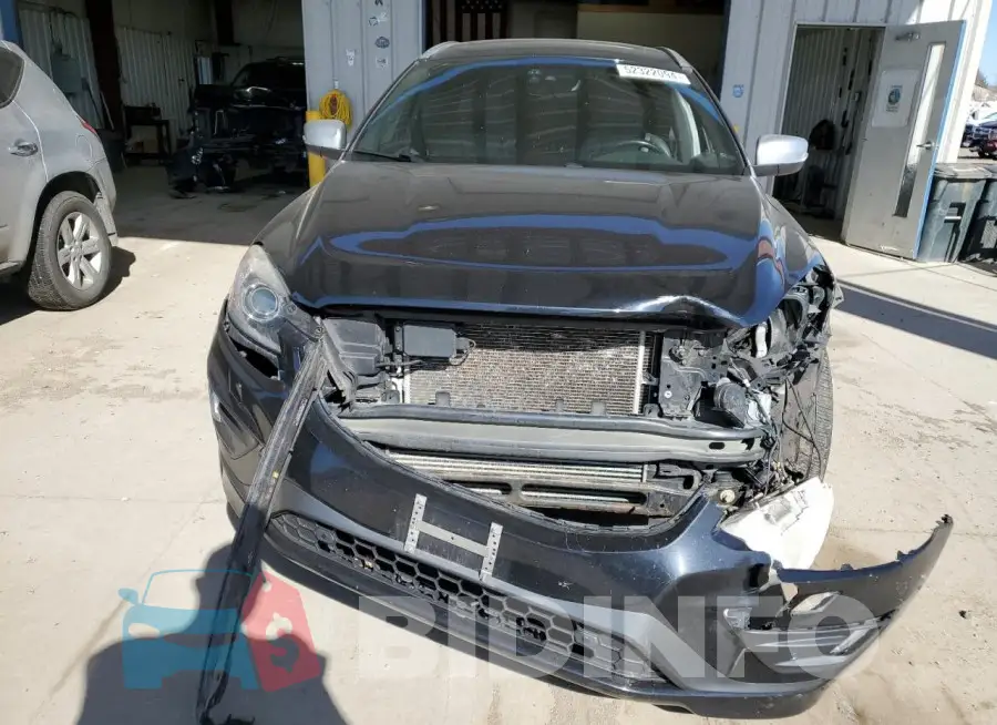 YV4902RS6F2697465 Photo# 5