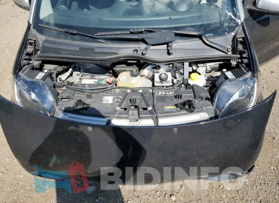 WMEFJ9BA2HK230187 Photo# 11