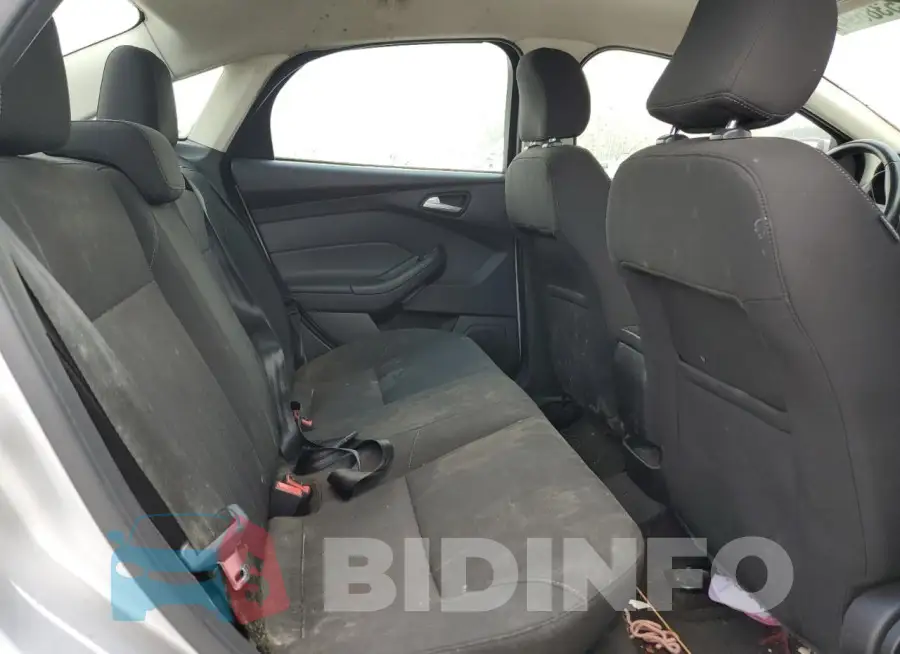 1FADP3F22FL273056 Photo# 10