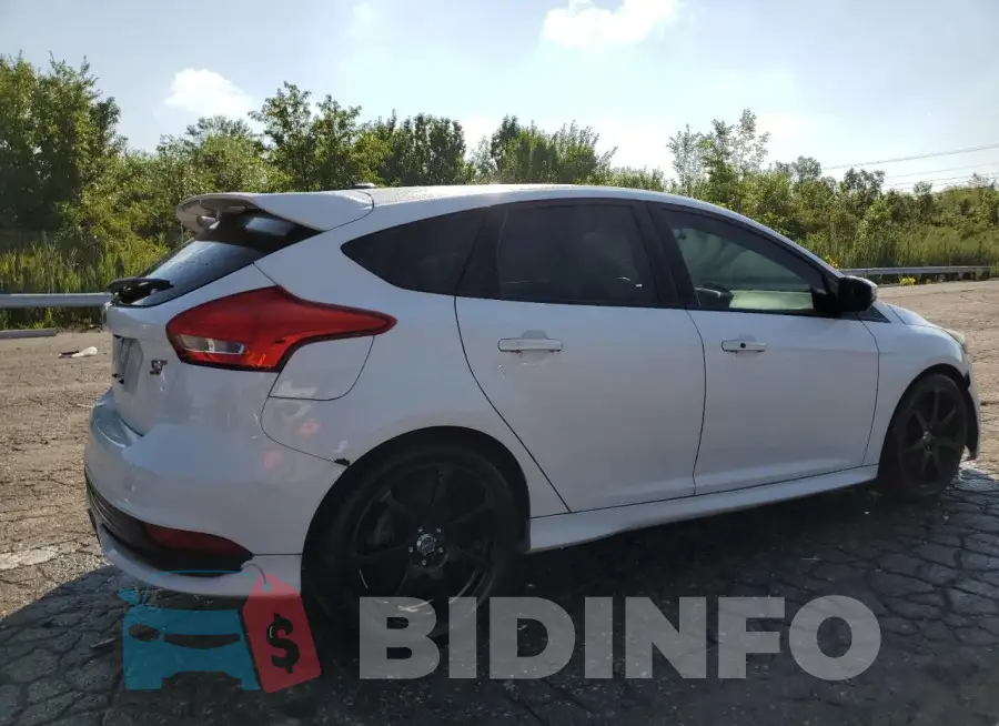 1FADP3L92GL274792 Photo# 3