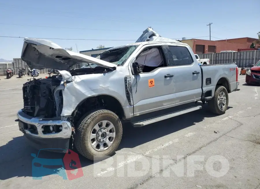 1FT7W2BN2PED94275 Photo# 1