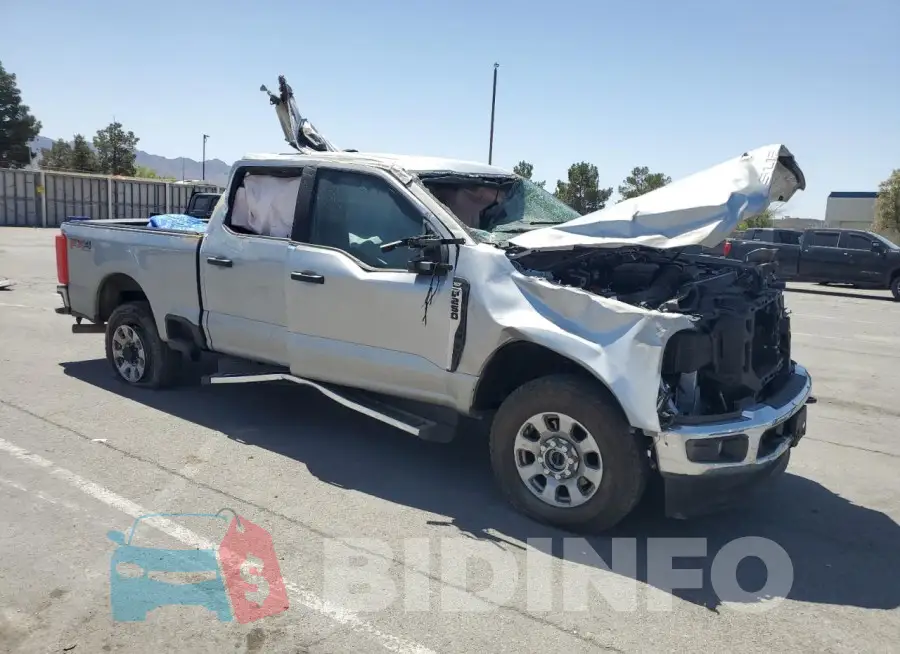 1FT7W2BN2PED94275 Photo# 4