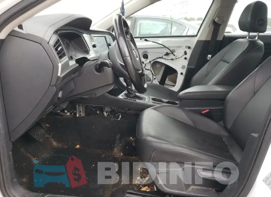 3VWCB7BU3KM220567 Photo# 7