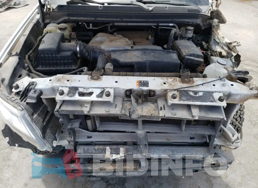 1GCHSBEA9G1381877 Photo# 11