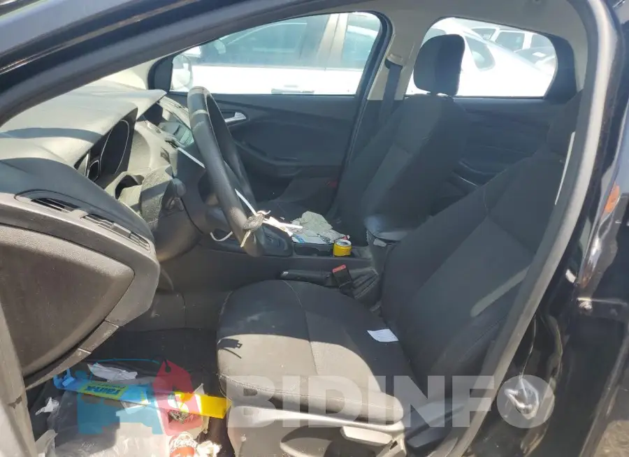 1FADP3F2XHL207972 Photo# 7