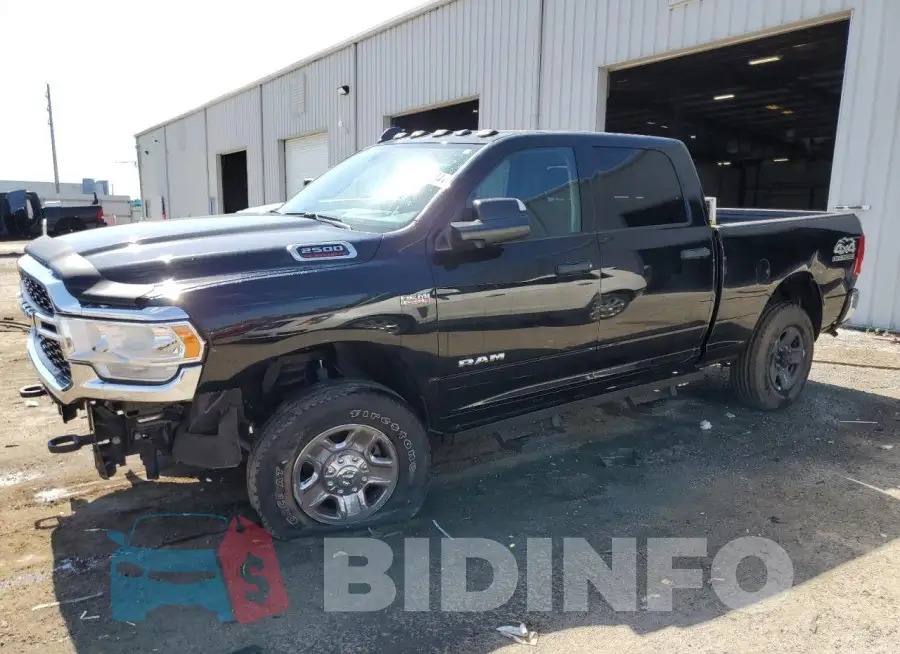 3C6UR5CJ7LG259732 Photo# 1