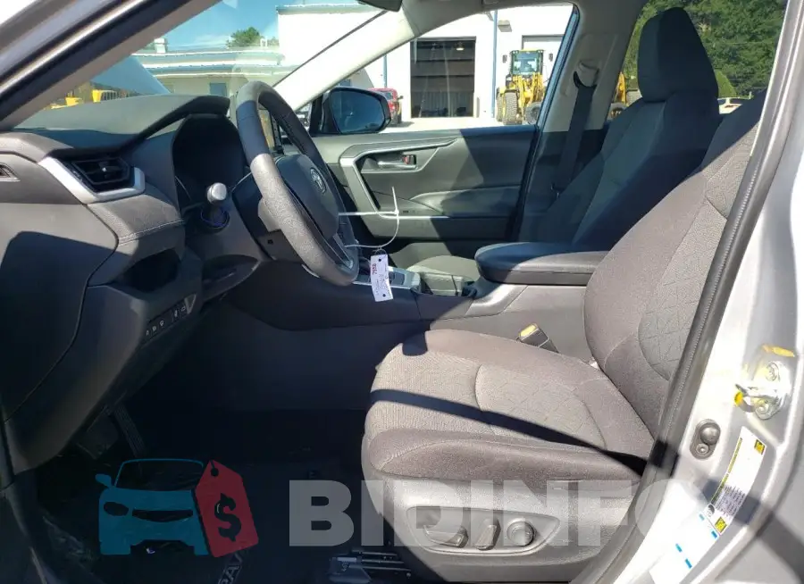 2T3P1RFV8MC181340 Photo# 7