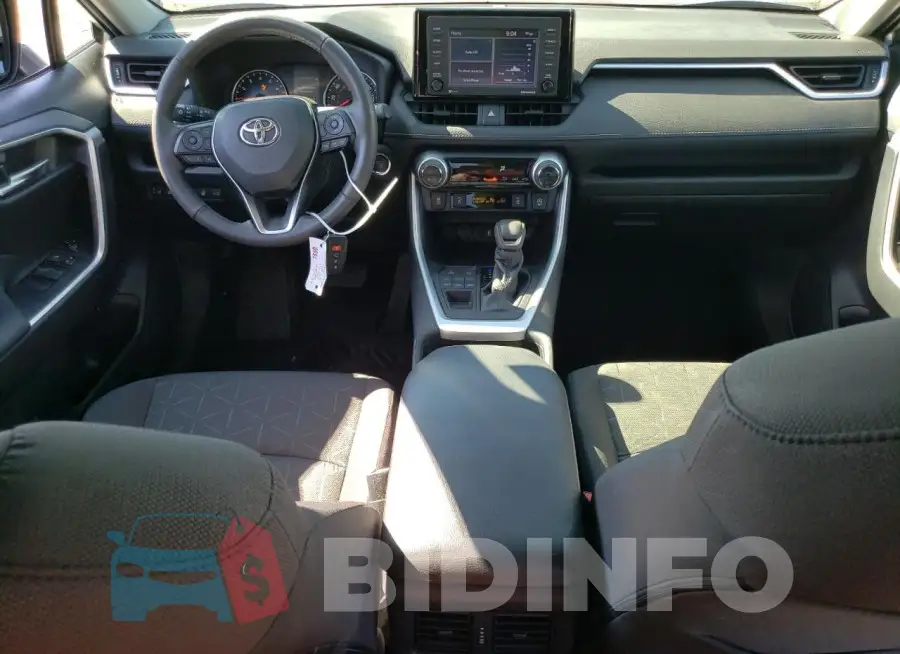 2T3P1RFV8MC181340 Photo# 8
