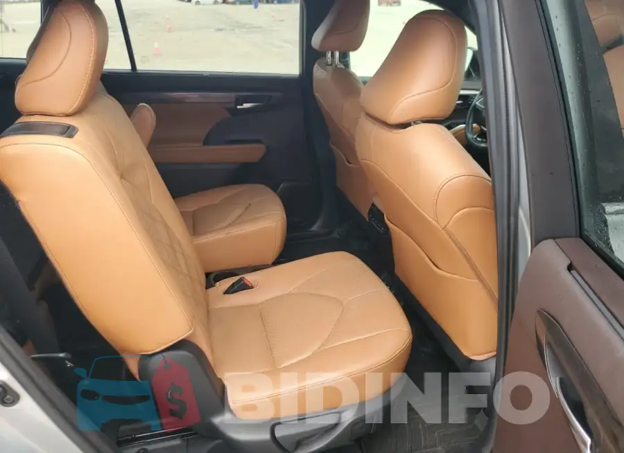 5TDFZRAH2LS026173 Photo# 11