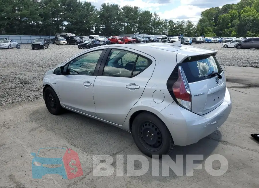 JTDKDTB32F1576696 Photo# 2