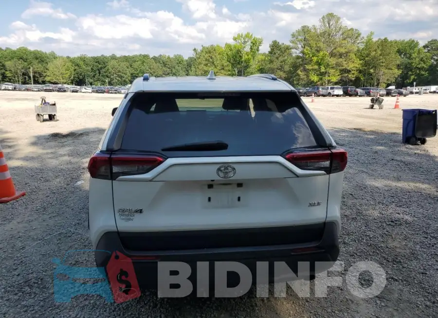 JTMW1RFV3KD016476 Photo# 6