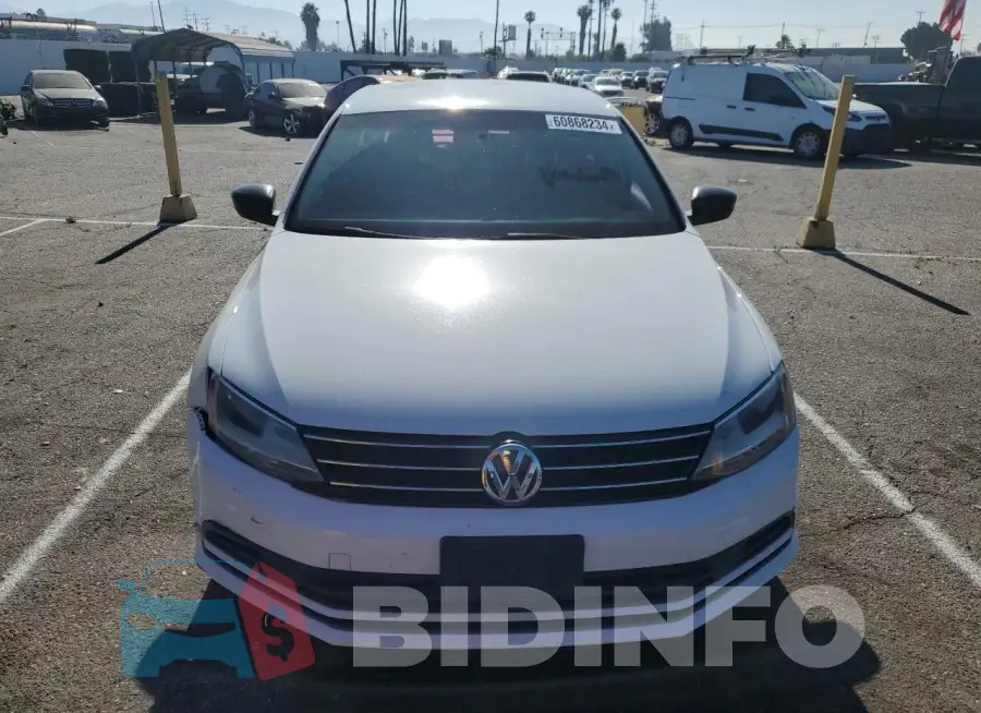 3VW167AJ9GM390796 Photo# 5