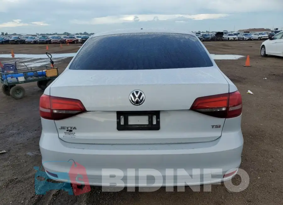 3VW2B7AJ4HM393817 Photo# 6