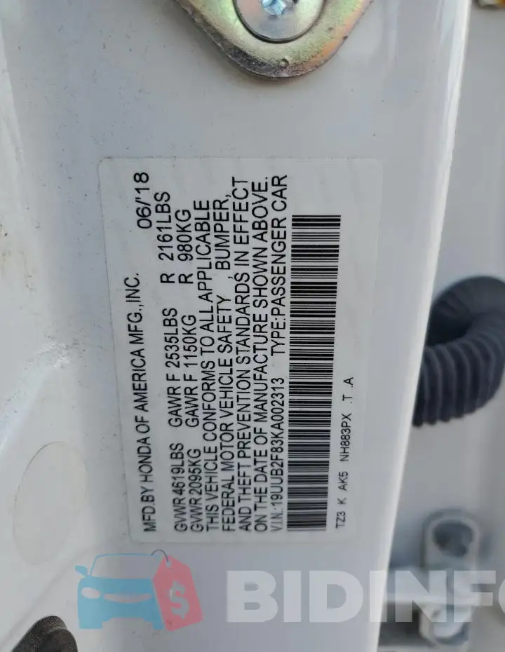 19UUB2F83KA002313 Photo# 12