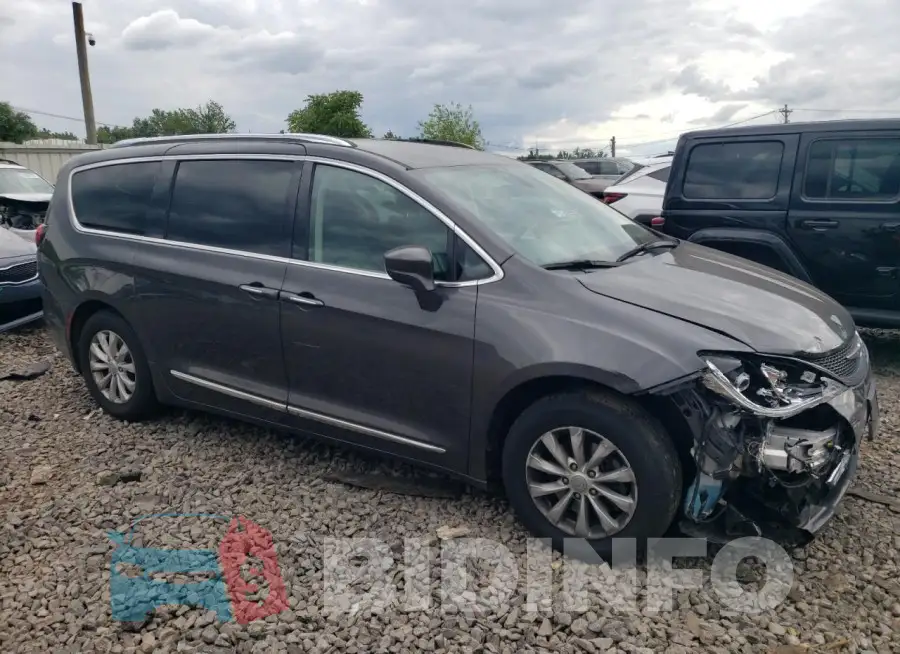 2C4RC1BG7JR353275 Photo# 4