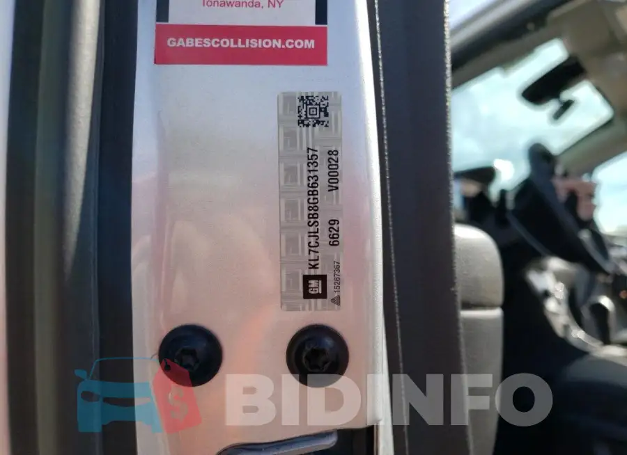 KL7CJLSB8GB631357 Photo# 13