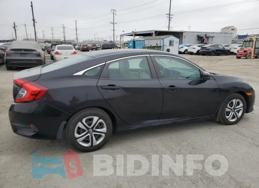 2HGFC2F57GH558418 Photo# 3