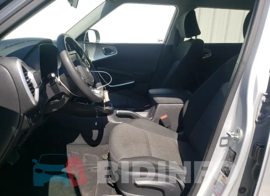 KNDJ23AUXL7734772 Photo# 7