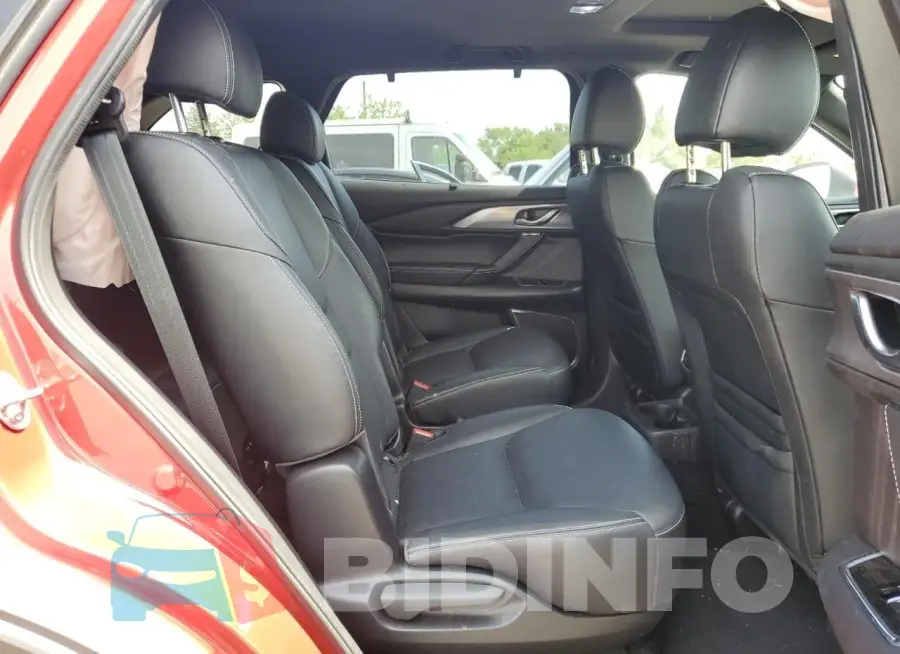 JM3TCBDY2P0633293 Photo# 11