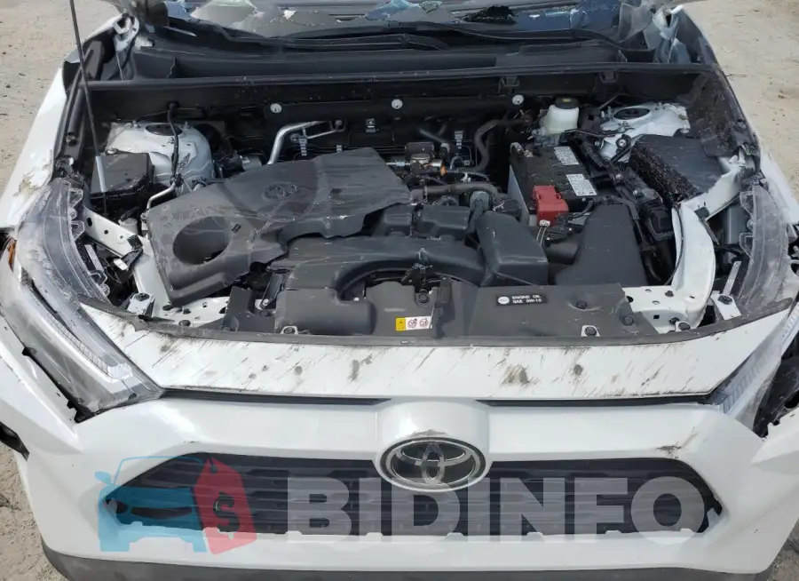 2T3A1RFV8RW450187 Photo# 12