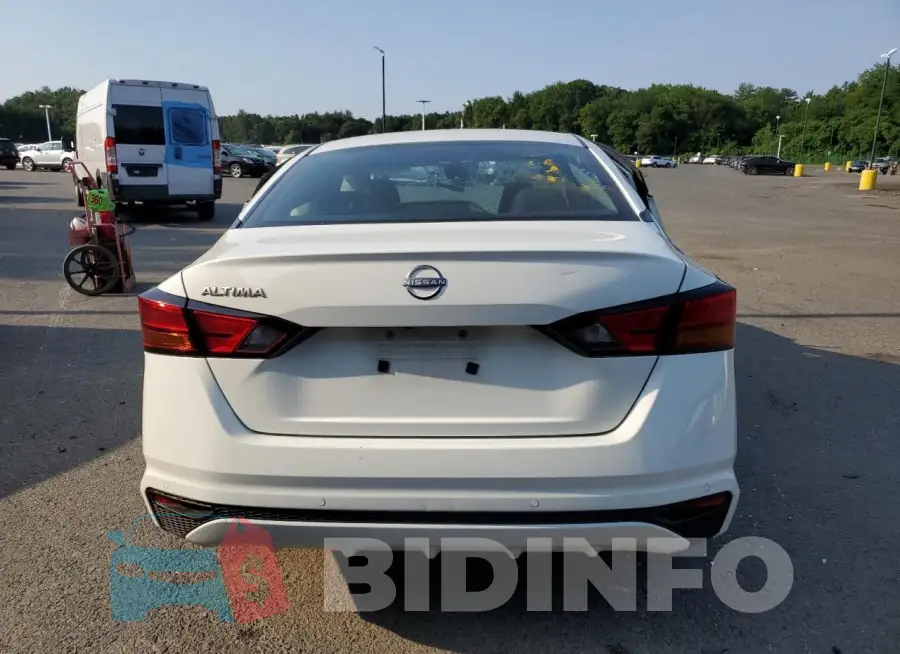 1N4BL4BV2PN324022 Photo# 6