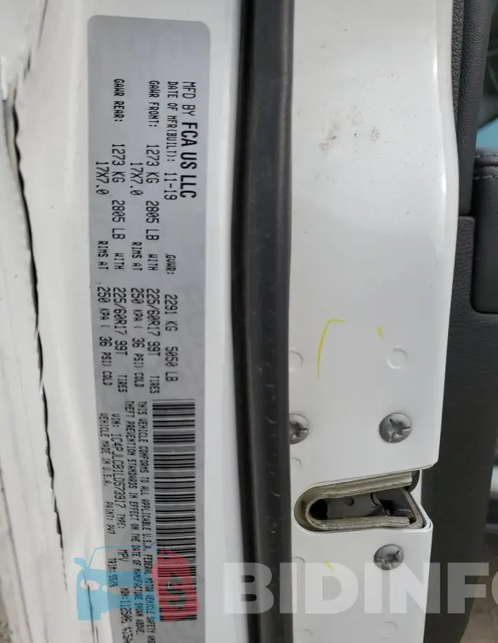 1C4PJLCB1LD573917 Photo# 13