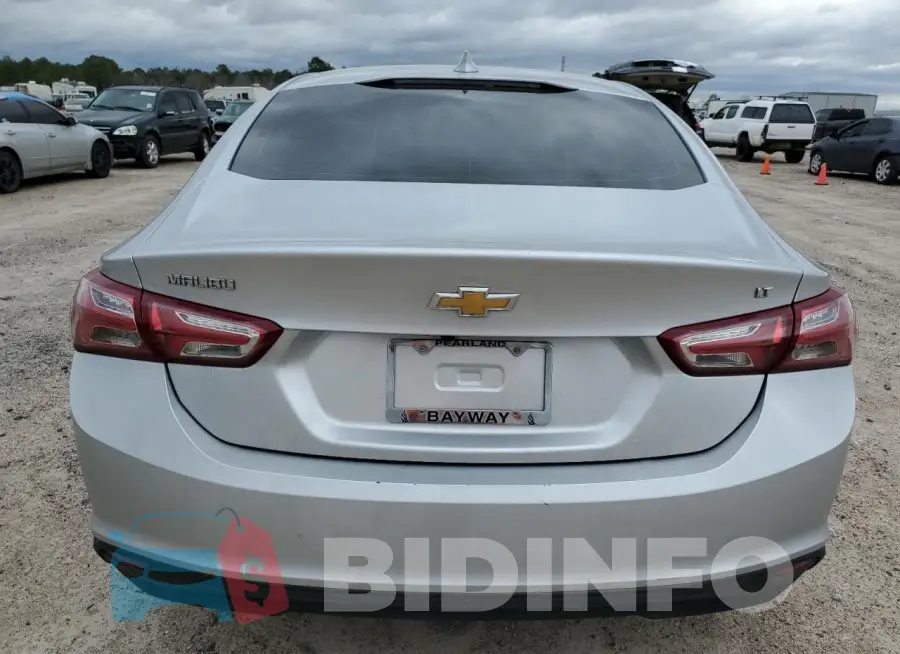 1G1ZD5ST4MF022918 Photo# 6