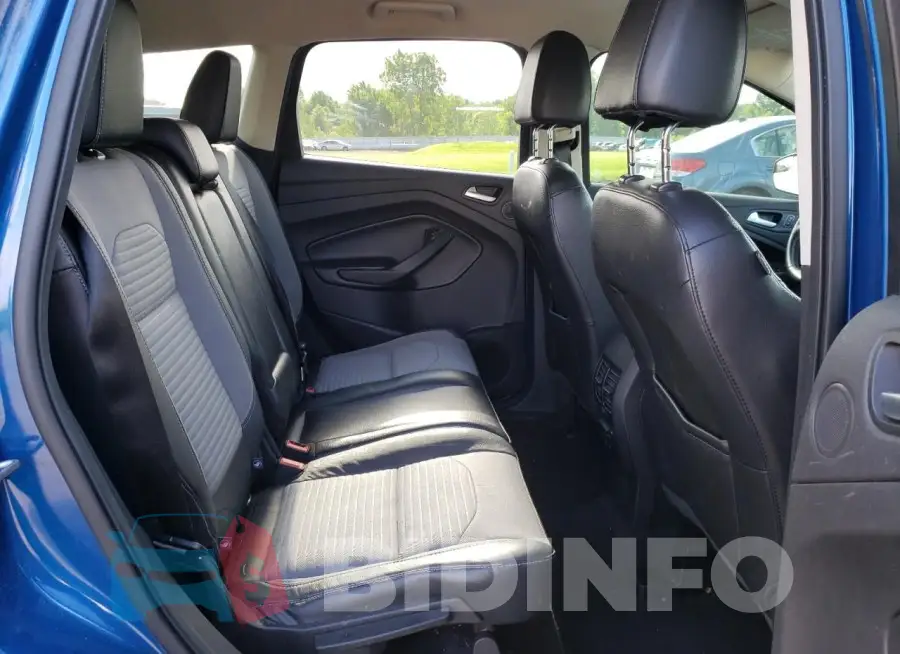 1FMCU0GD4HUD13210 Photo# 11