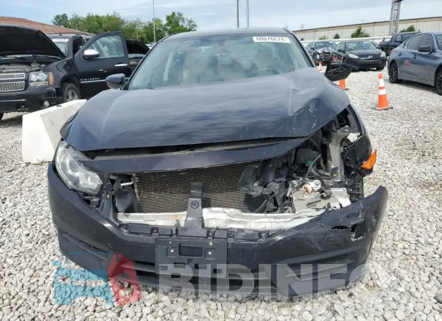 19XFC2F56JE205542 Photo# 5