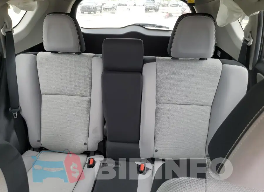 2T3WFREV1JW518021 Photo# 10