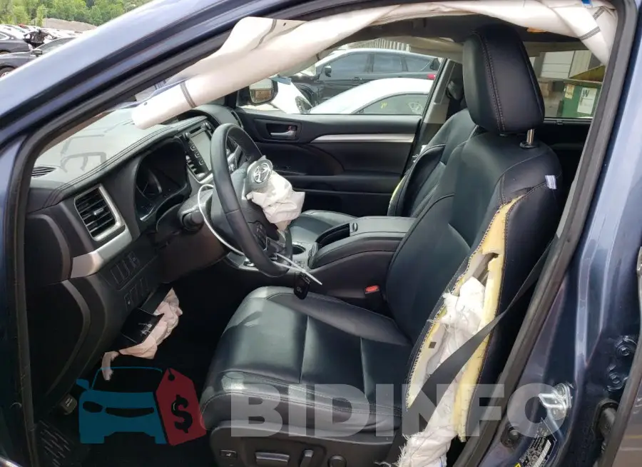 5TDJKRFH5GS341627 Photo# 7