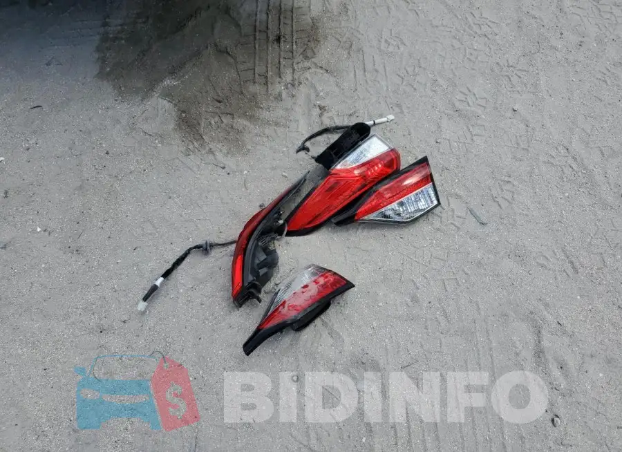 5YFEPRAE5LP088344 Photo# 12
