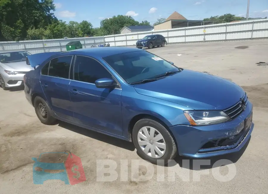 3VW2B7AJ4HM384244 Photo# 4