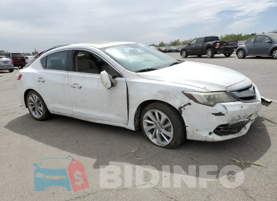 19UDE2F32HA006521 Photo# 4